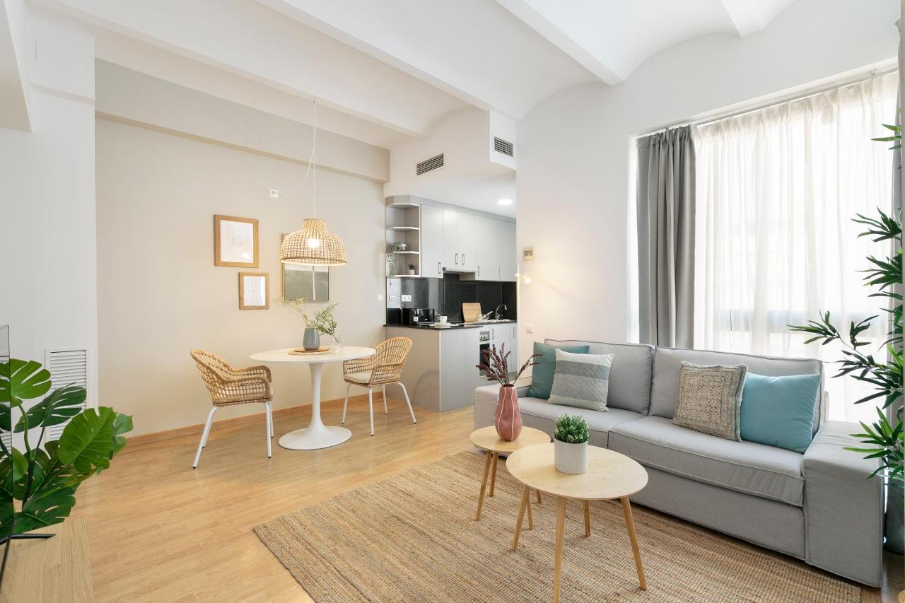 Click&Flat Sugranyes Apartment Barcelona Exterior photo